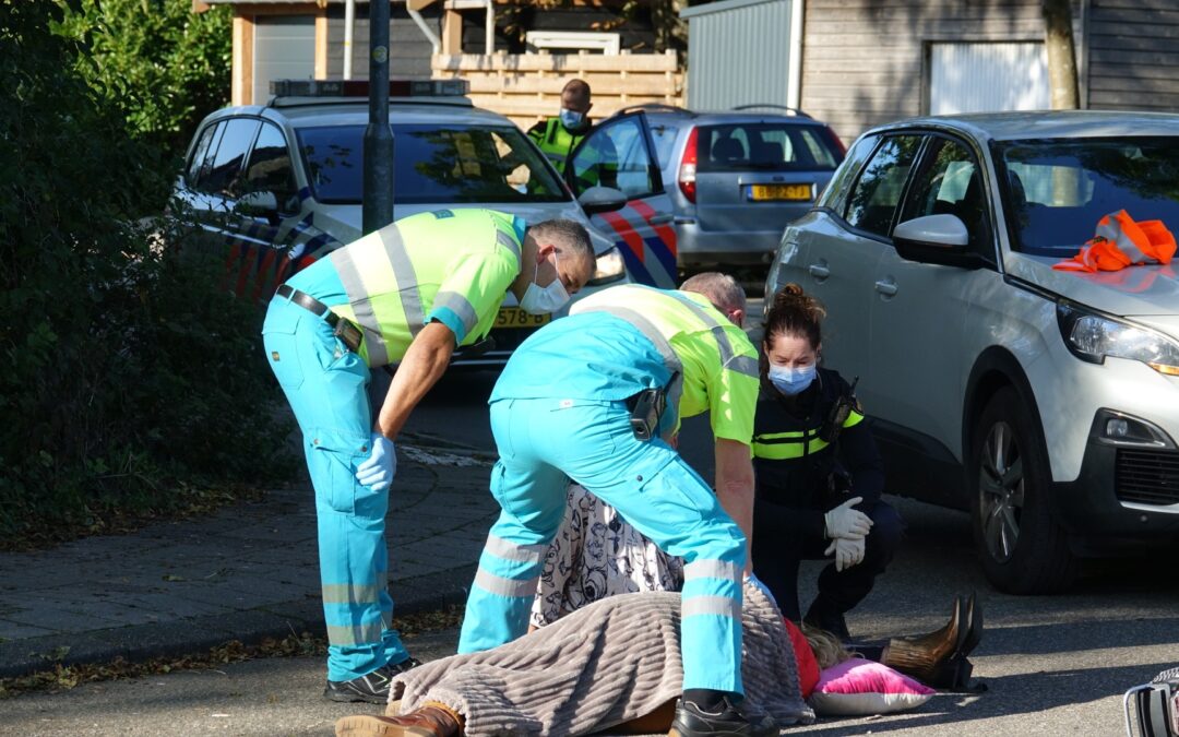 Ongeval met fietser en bedrijfsauto op Voorburggracht / Kasteelstraat