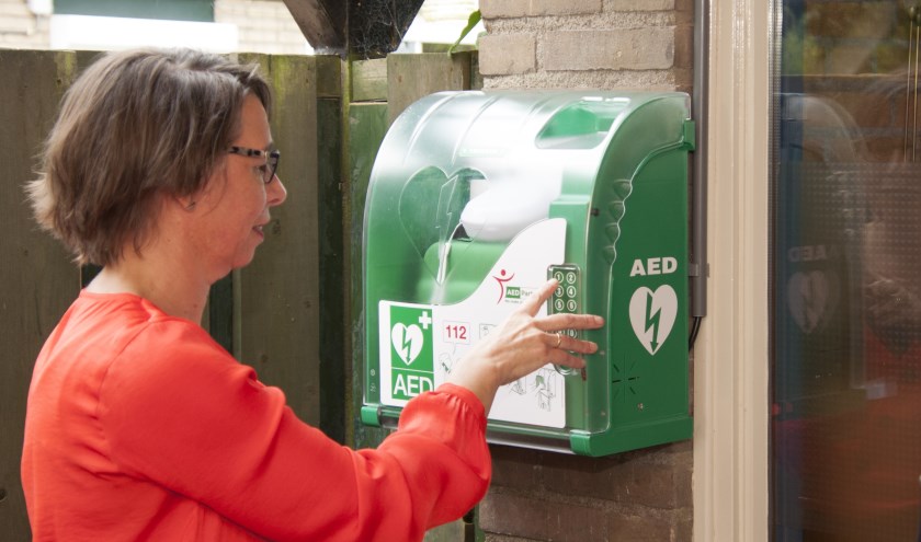 Dijk en Waard start met een dekkend AED netwerk en genoeg burgerhulpverleners