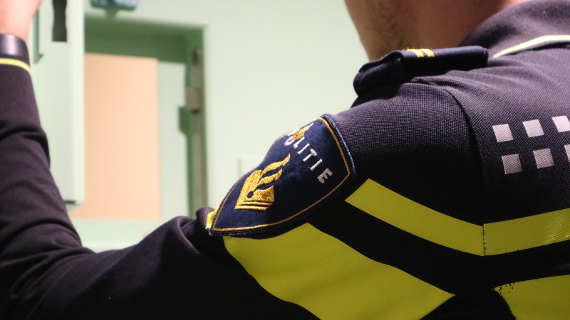 Getuigen gezocht van straatroof met vuurwapen