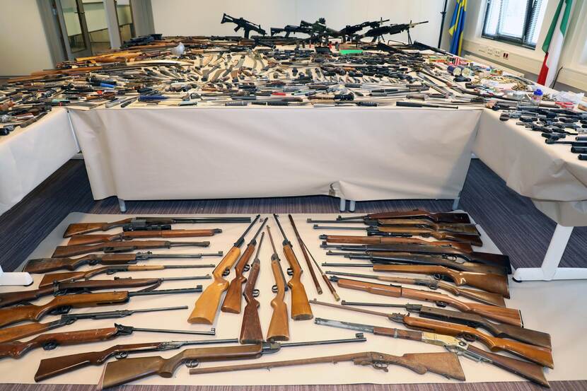 3300 wapens ingeleverd tijdens actie tegen messen op straat