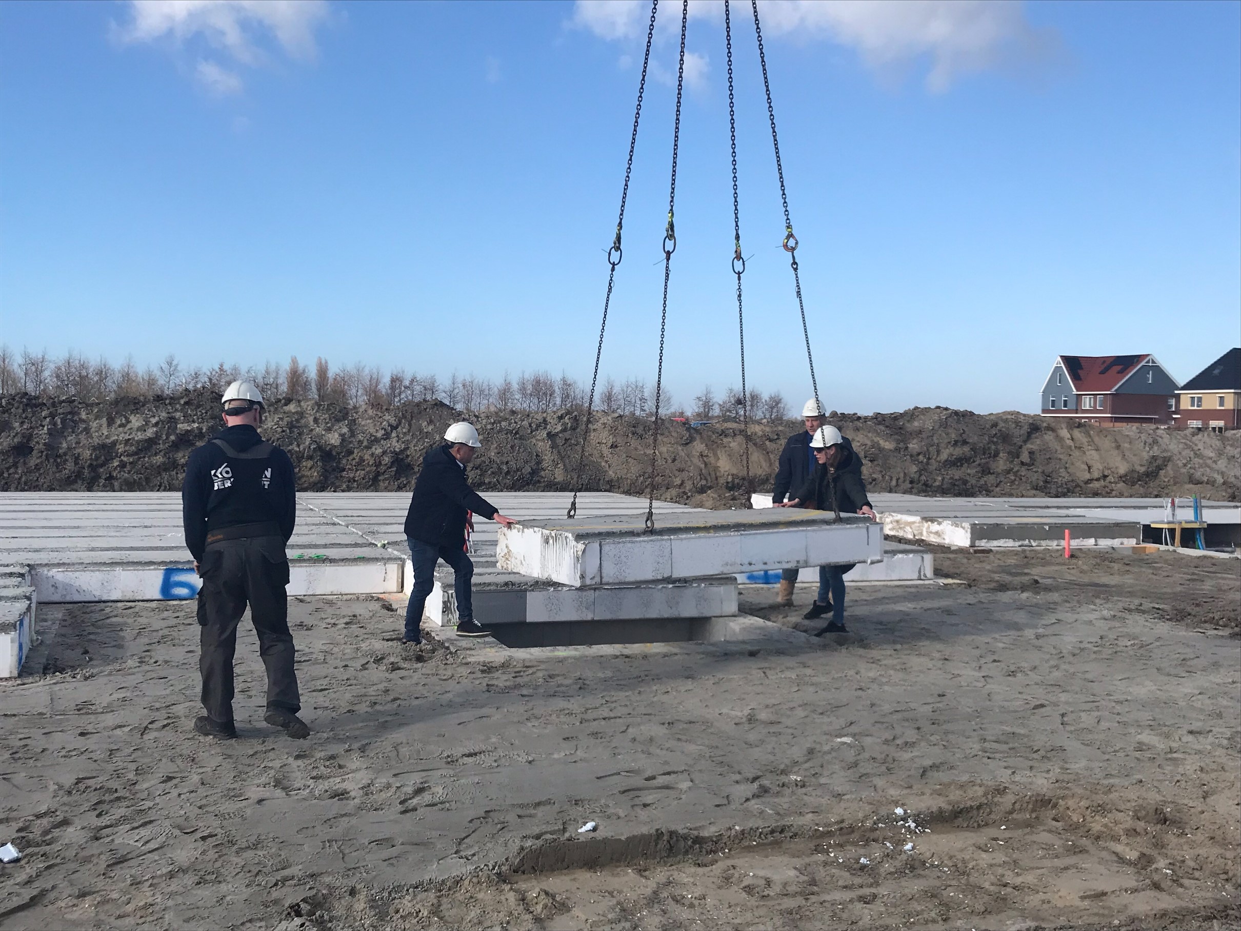 58743d710a0703a7b5ce2e0cc26952eabf1182f6e810e50d775a7b53e3c46746